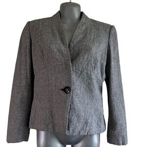 𝅺Calvin Klein Grey Women’s Blazer • Used • Size: 8​